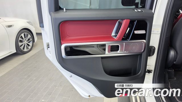 Mercedes-Benz G-Class 2026 — photo 15