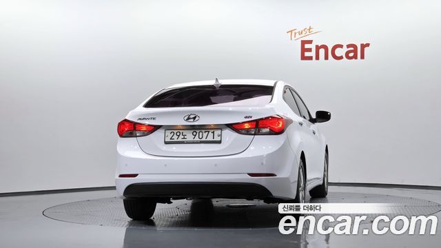 Hyundai AVANTE 2014 — photo 4
