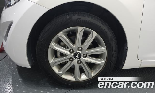 Hyundai AVANTE 2014 — photo 5