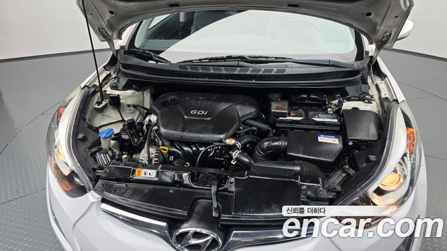 Hyundai AVANTE 2014 — photo 6