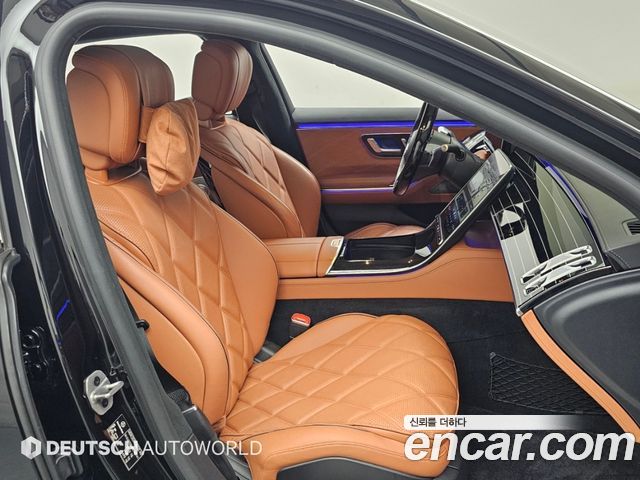 Mercedes-Benz S-Class 2023 — photo 6