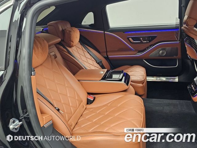 Mercedes-Benz S-Class 2023 — photo 7