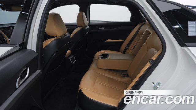 Kia K5 2021 — photo 16
