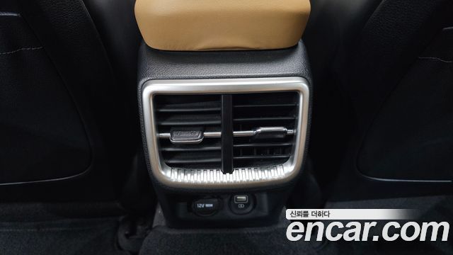 Kia K5 2021 — photo 31