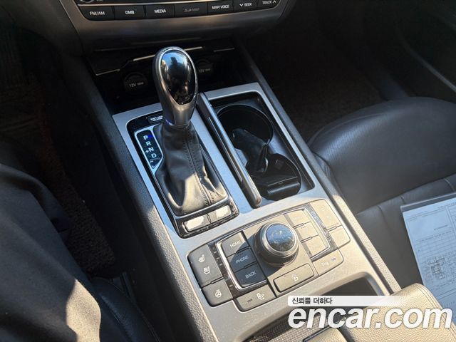 Hyundai Genesis 2016 — photo 11