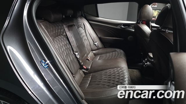 Kia Stinger 2022 — photo 18