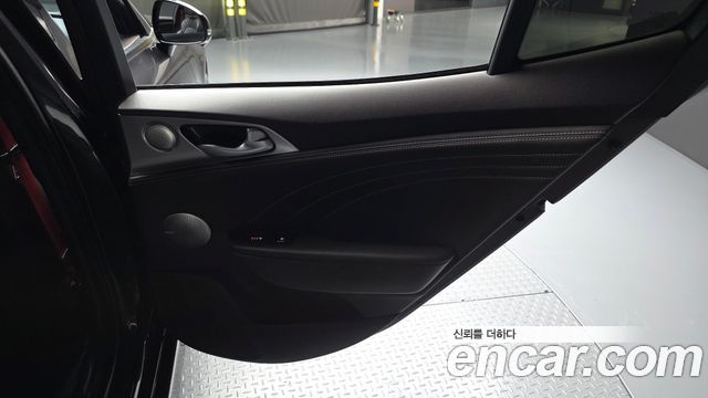 Kia Stinger 2022 — photo 15