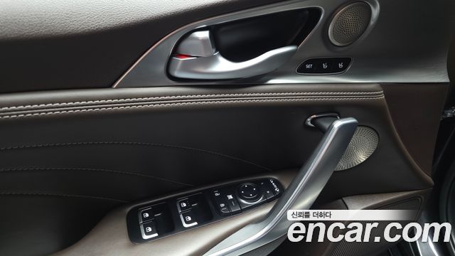 Kia Stinger 2022 — photo 30