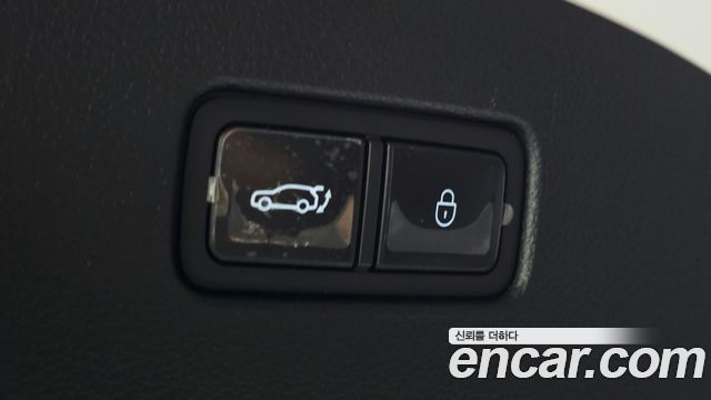 Genesis G70 2023 — photo 23