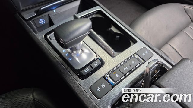 Genesis G80 2019 — photo 9