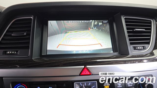 Genesis G80 2019 — photo 15