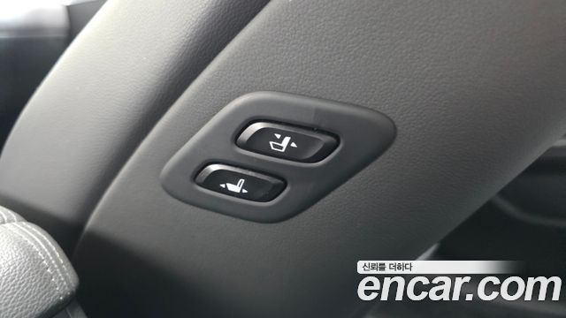 Genesis G80 2019 — photo 18