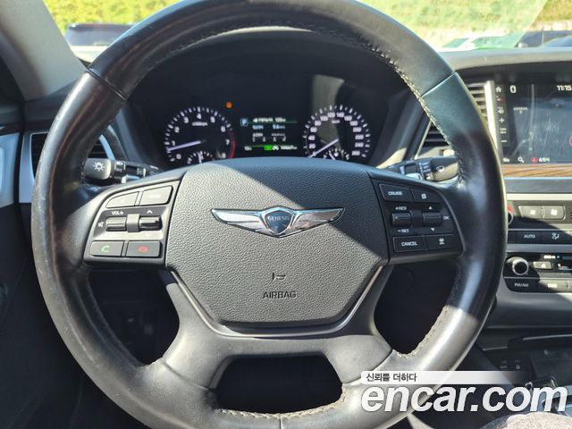 Genesis G80 2017 — photo 8