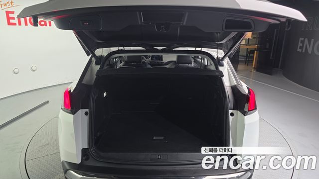 Peugeot 3008 2018 — photo 20
