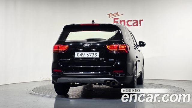 Kia Sorento 2018 — photo 4
