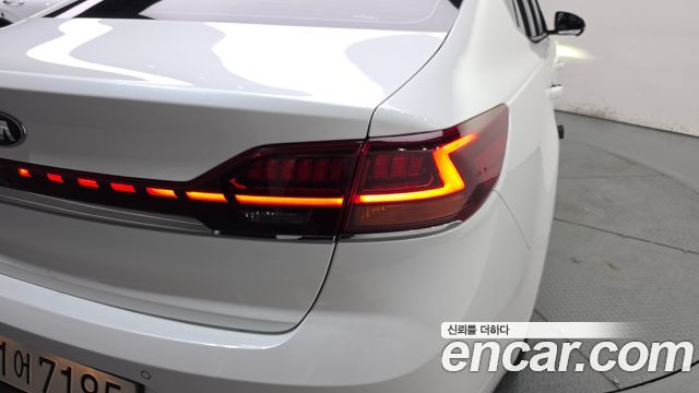 Kia K7 2020 — photo 9