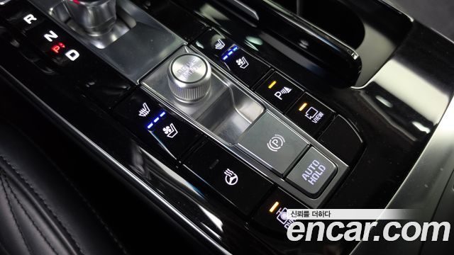 Kia K7 2020 — photo 35