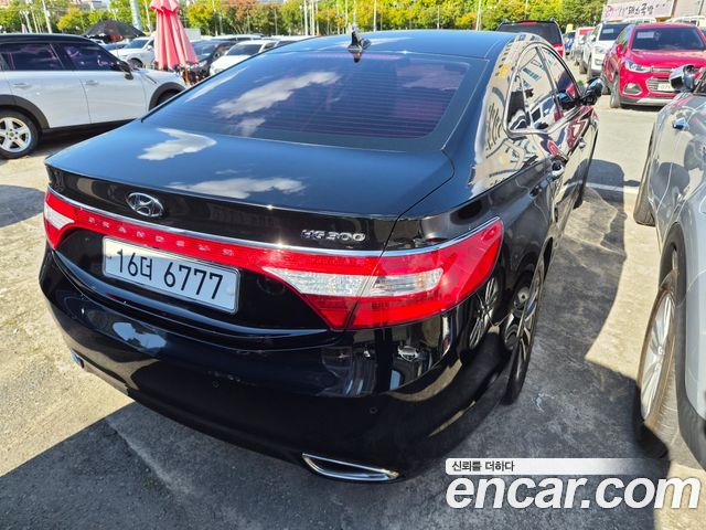 Hyundai Grandeur 2012 — photo 3