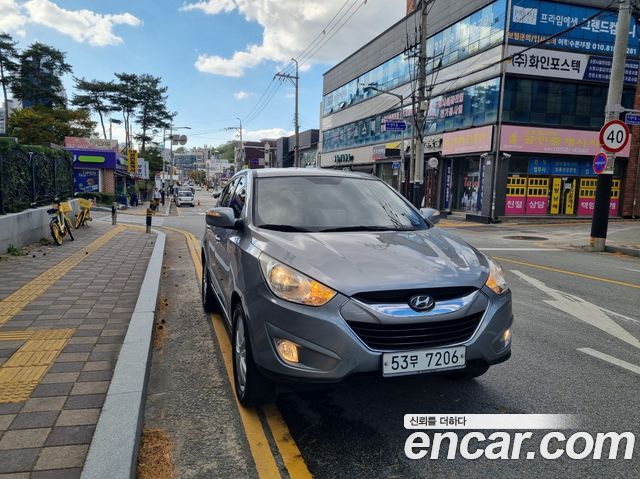 Hyundai Tucson 2010 — photo 2