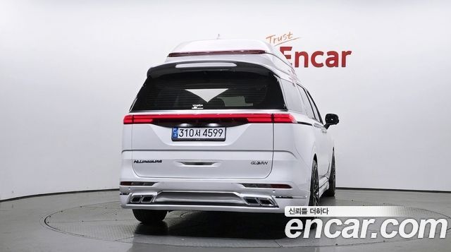 Kia Canival 2022 — photo 4