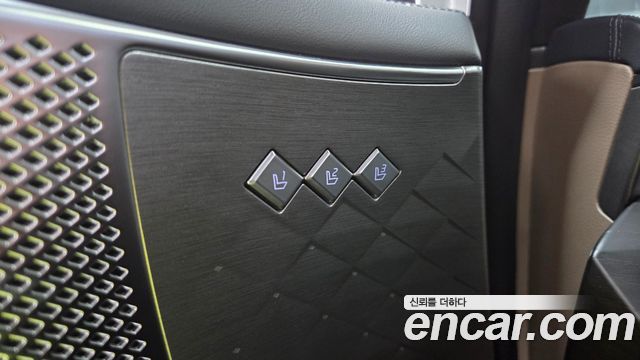 Kia K8 2023 — photo 18