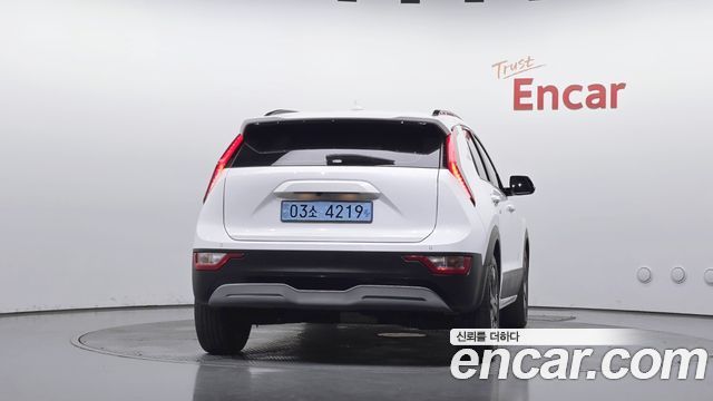 Kia Niro 2023 — photo 4