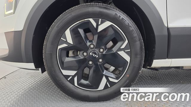 Kia Niro 2023 — photo 5