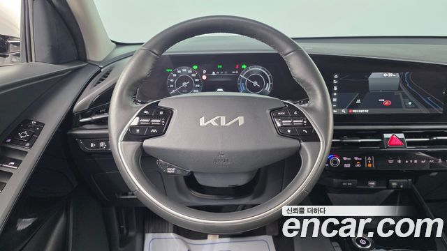 Kia Niro 2023 — photo 19