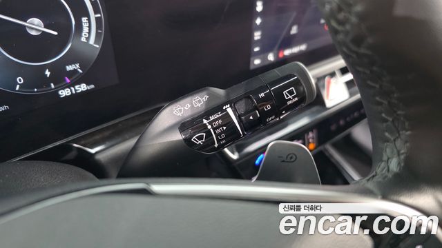 Kia Niro 2023 — photo 26