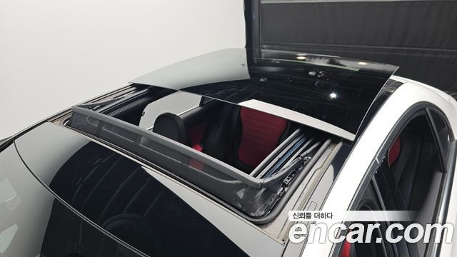 Mercedes-Benz C-Class 2023 — photo 30