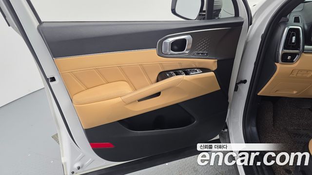 Kia Sorento 2023 — photo 14