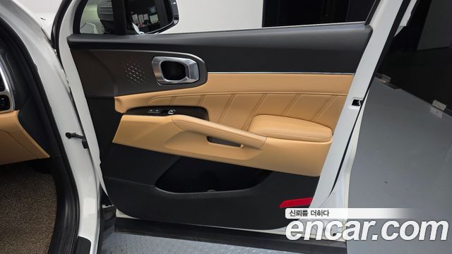 Kia Sorento 2023 — photo 15