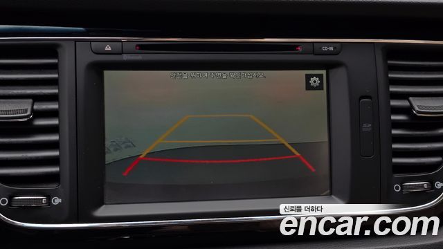 Kia Canival 2016 — photo 16