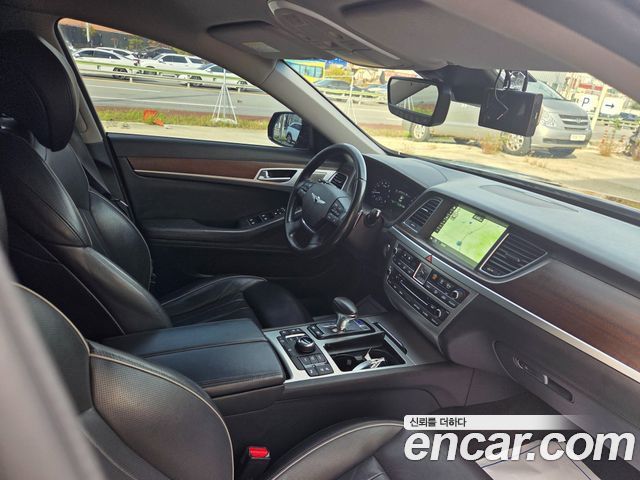 Genesis G80 2017 — photo 18