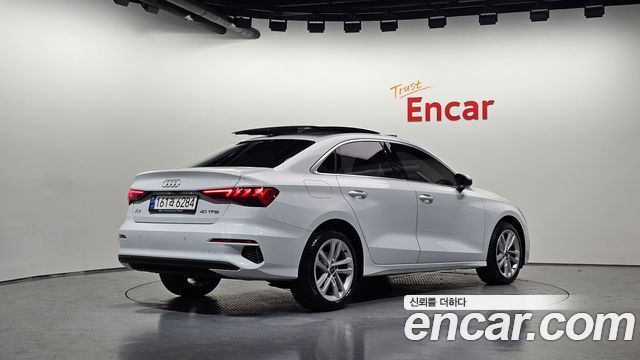 Audi A3 2023 — photo 2