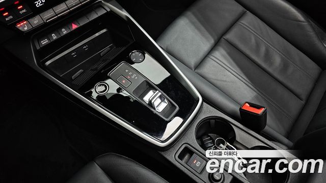 Audi A3 2023 — photo 12