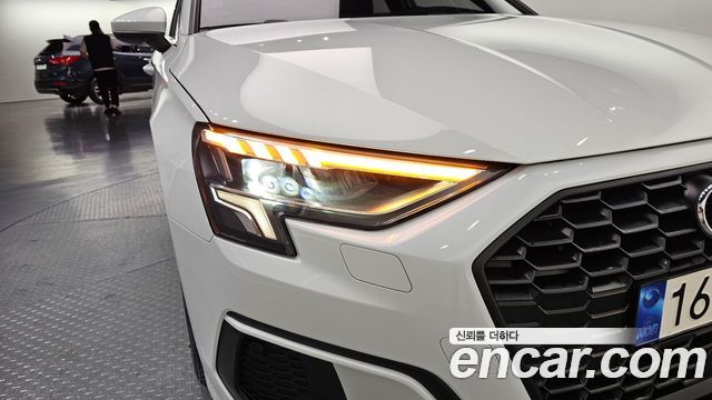 Audi A3 2023 — photo 8