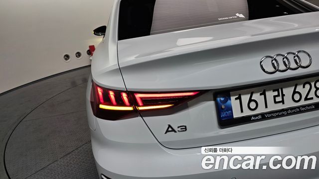 Audi A3 2023 — photo 9