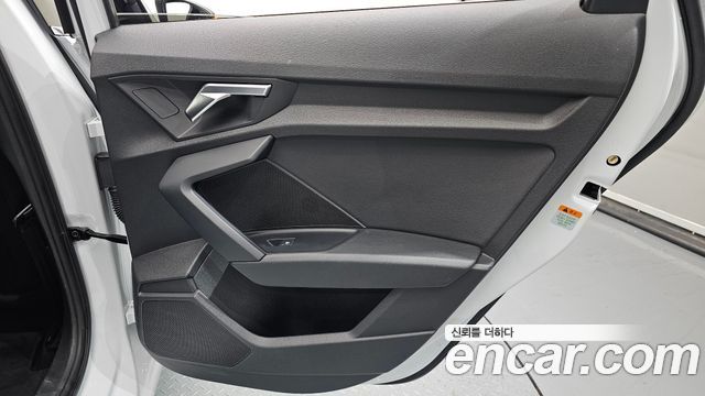 Audi A3 2023 — photo 15