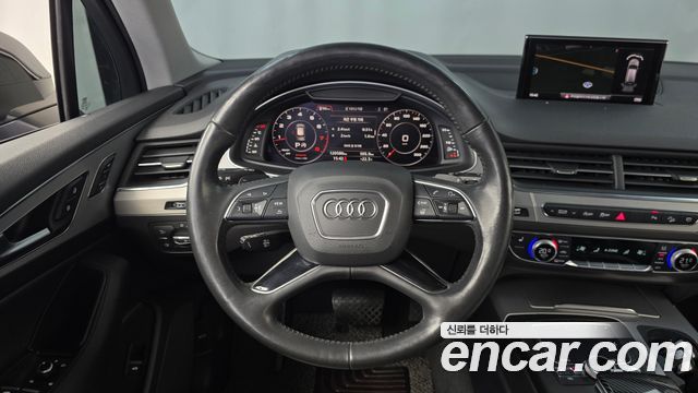 Audi Q7 2019 — photo 19