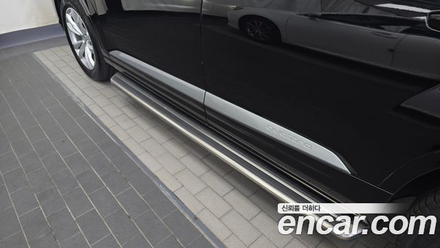 Audi Q7 2019 — photo 33