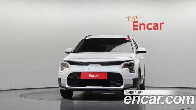 Kia Niro 2023 — photo 3