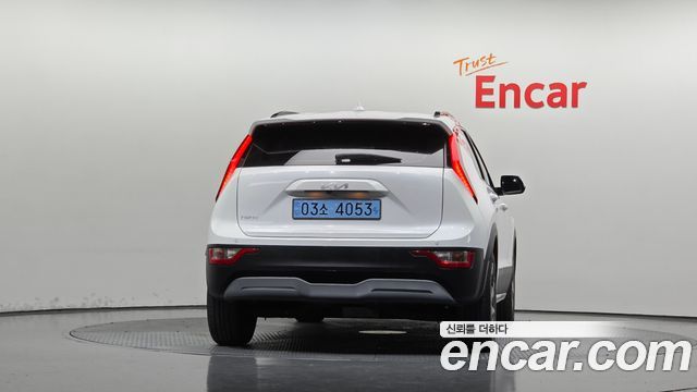 Kia Niro 2023 — photo 4