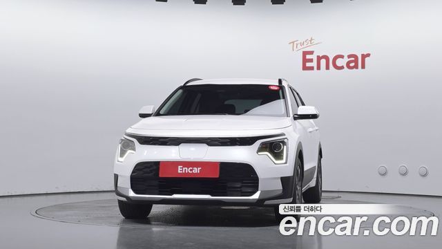 Kia Niro 2023 — photo 3