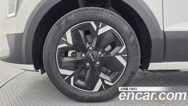 Kia Niro 2023 — photo 5