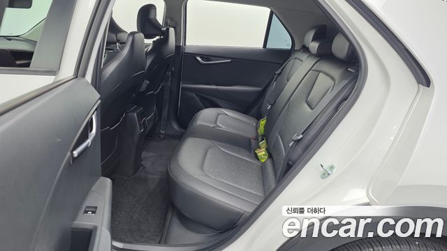 Kia Niro 2023 — photo 17