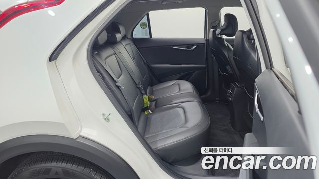 Kia Niro 2023 — photo 18