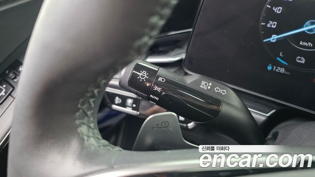 Kia Niro 2023 — photo 23