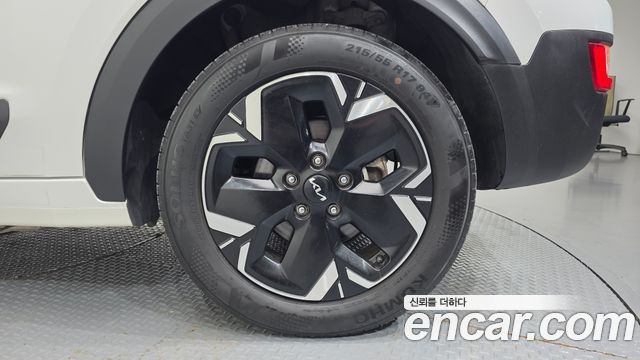 Kia Niro 2023 — photo 7