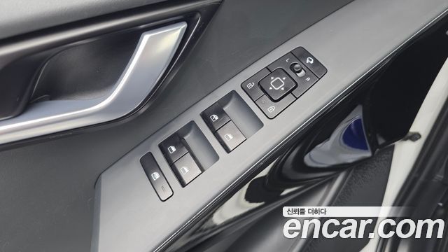 Kia Niro 2023 — photo 27